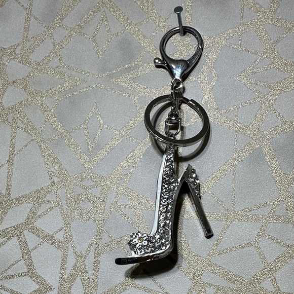 Silver Rhinestone High Heel Keychain - Picture 4 of 6